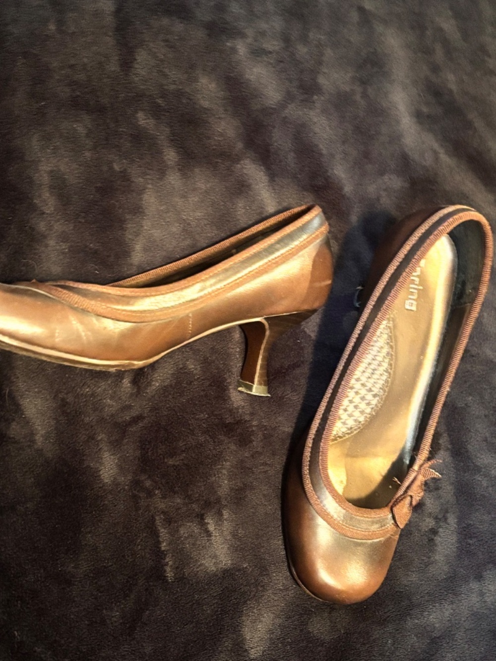 Spring heels - Picture 3 of 3